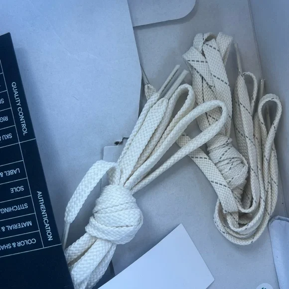 New Balance 9060 Bricks x Wood collab - Picture 8 of 9